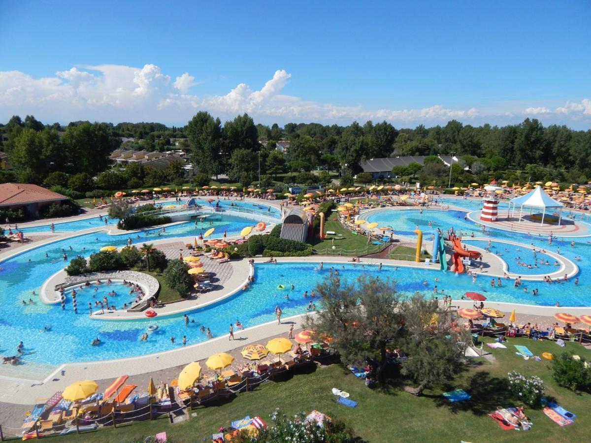 Hotel Casa Mobile Gustocamp A Caorle Exterior foto